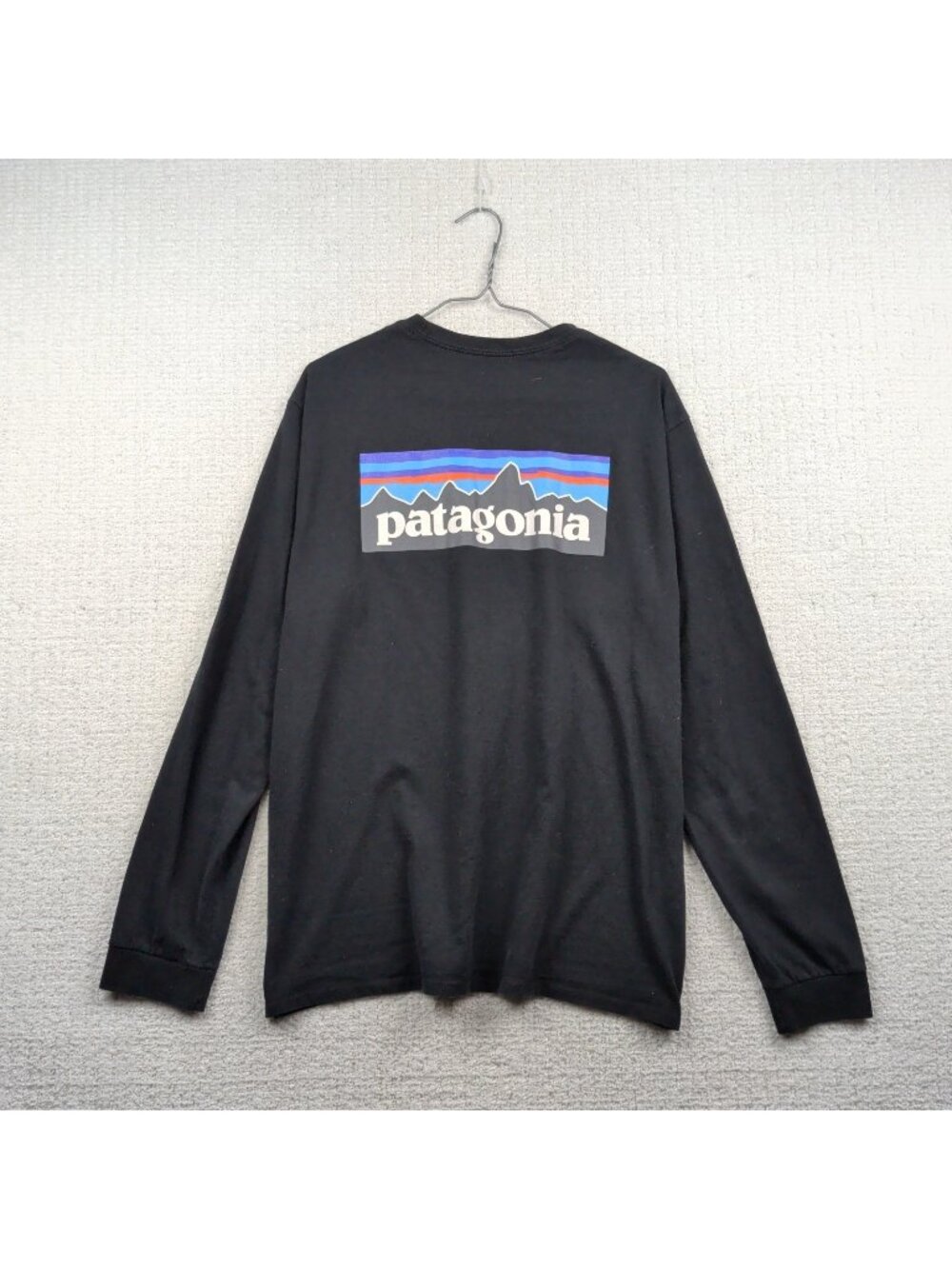 Patagonia Long Sleeve T-Shirt Mens L Logo Tee Black Mountain Outdoor Gorpcore